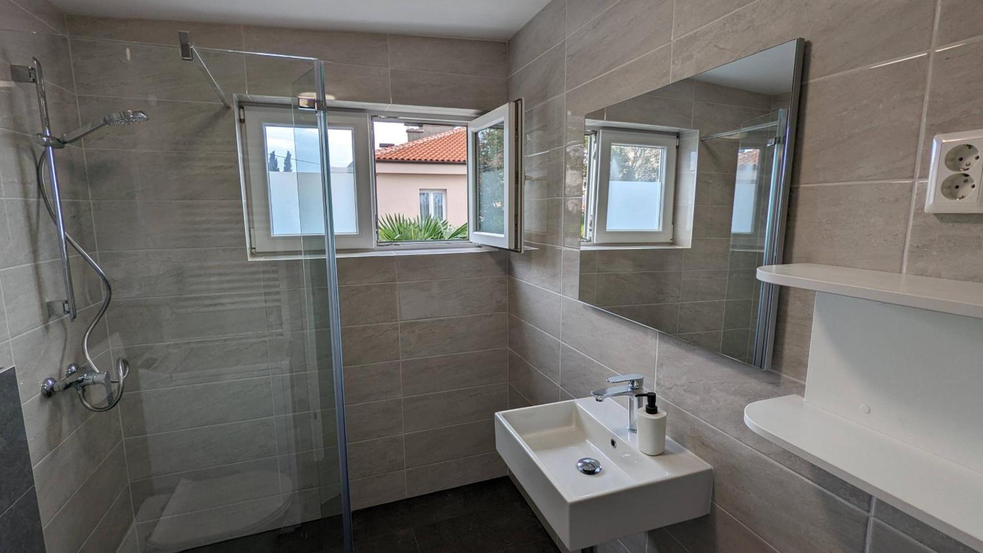 Apartments Kety - Central Heating Crikvenica Phòng bức ảnh