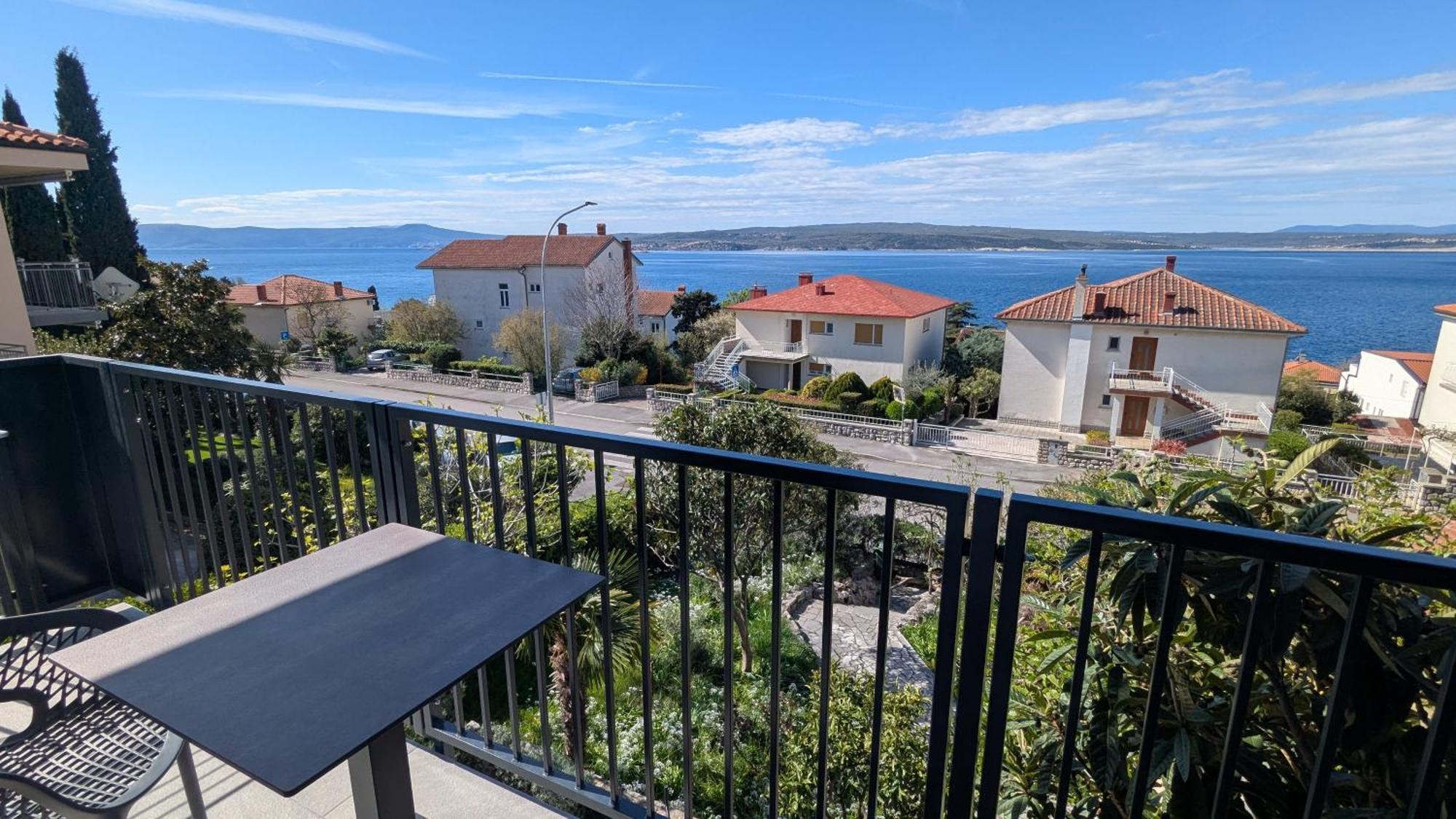 Apartments Kety - Central Heating Crikvenica Phòng bức ảnh