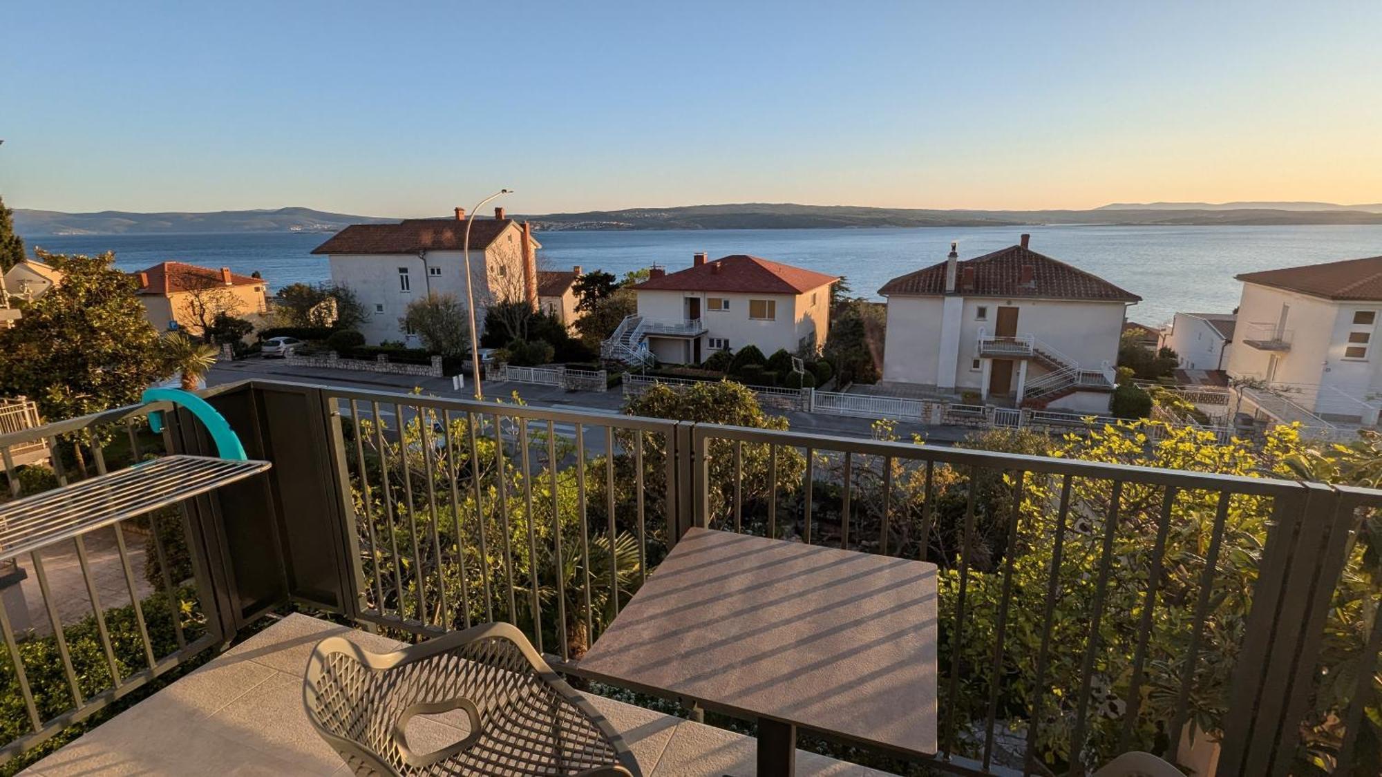 Apartments Kety - Central Heating Crikvenica Phòng bức ảnh